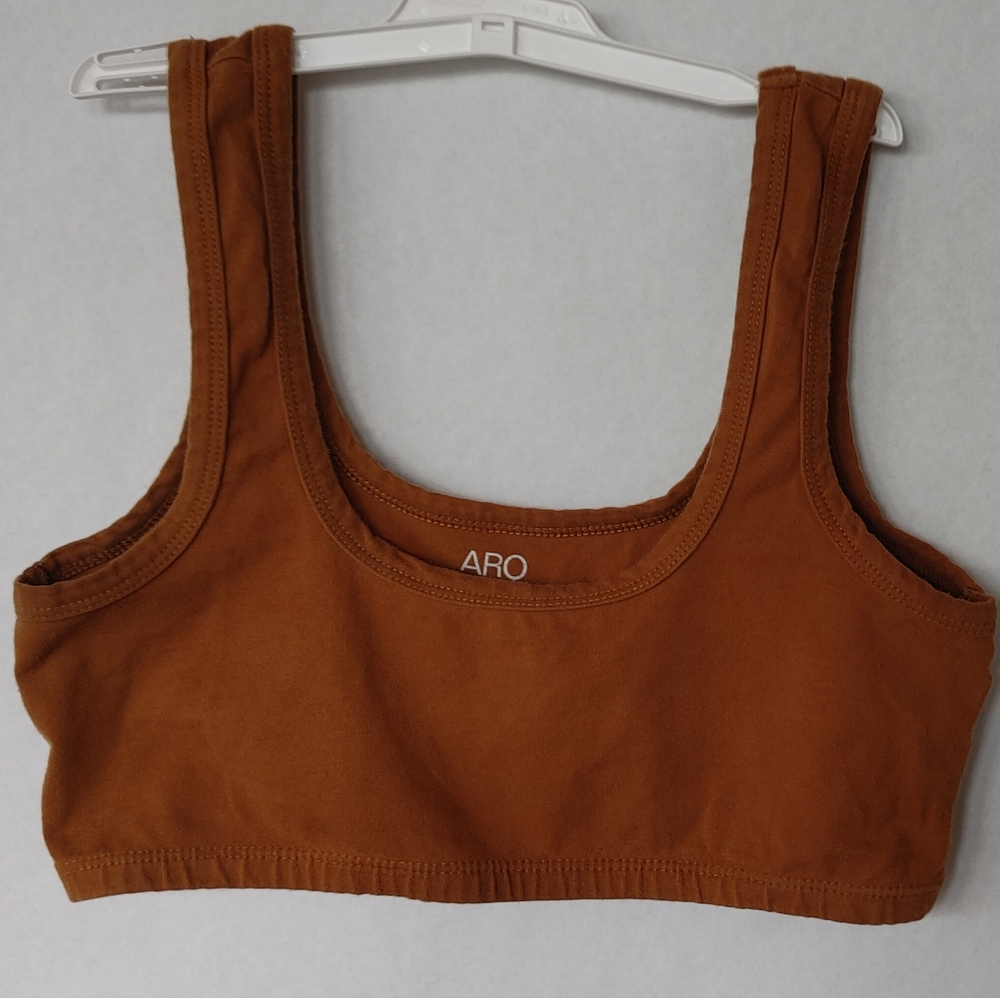 ARQ wide strap bra